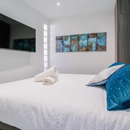 2-br Terrace Sea View Pool Parking 公寓
